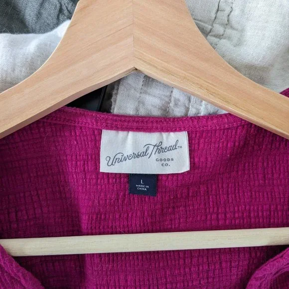 Universal Thread Magenta Faux-Wrap Textured Sleeveless Top - Picture 3 of 4